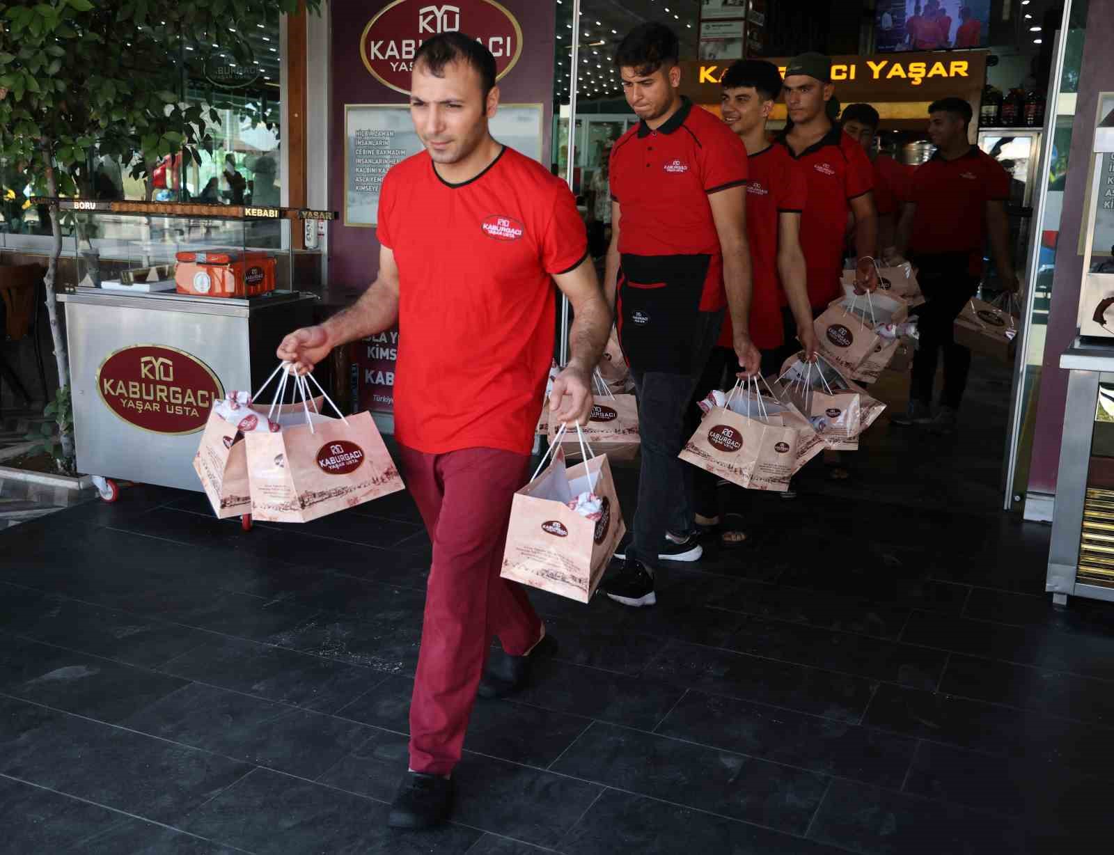 ’Dünya Kebap Günü’nde kebap izdihamı
