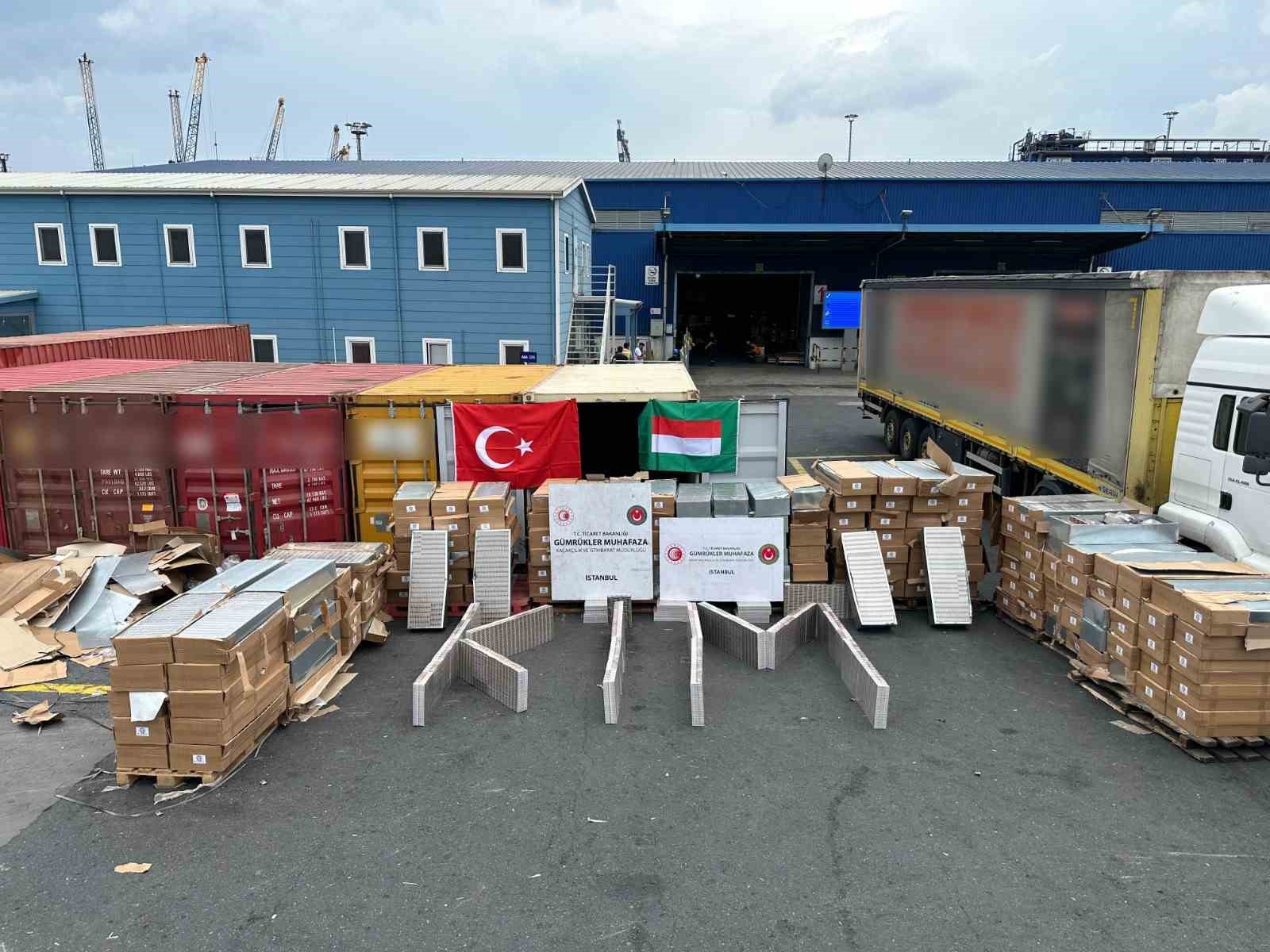 Mersin ve İstanbul’da 521 milyon 100 bin TL’lik kaçak eşya ele geçirildi
