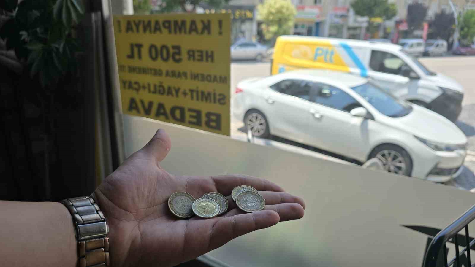 Rüyalarına giren madeni para sorununa ilginç çözüm
