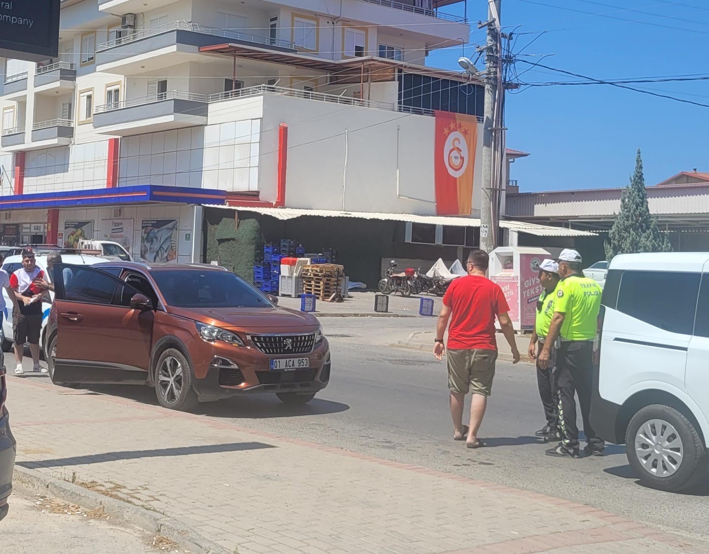 İki kez ’dur’ ihtarına uymayarak kaçan alkollü sürücüye 47 bin TL ceza
