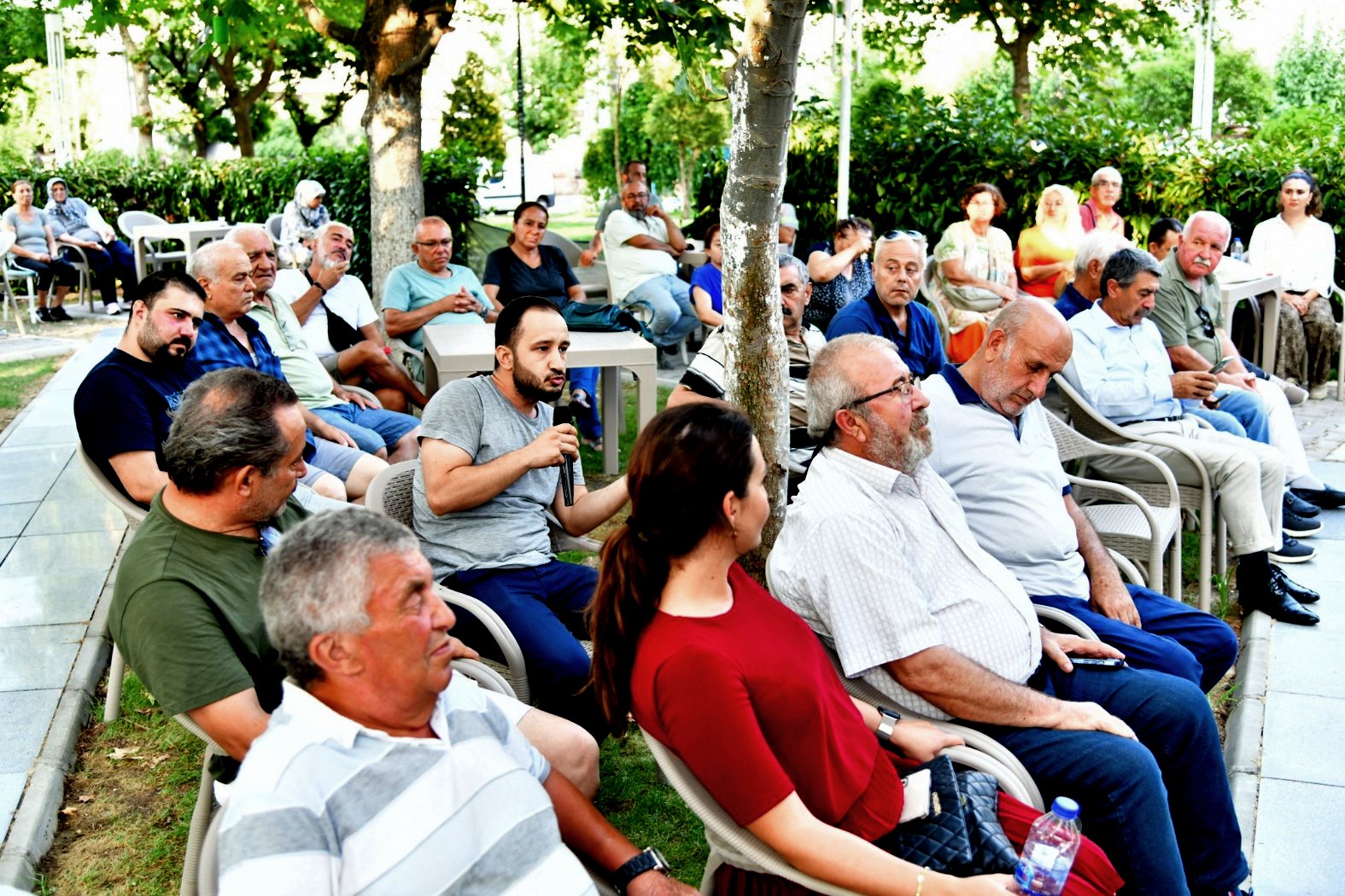 Başkan Balaban 75. Yıl Mahallesi’nde halkla buluştu
