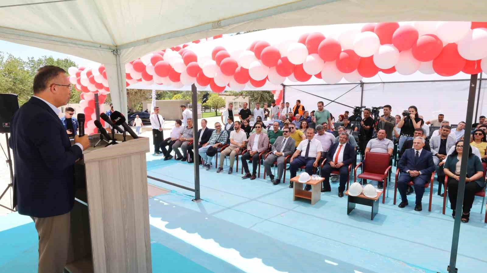 Gaziantep Üniversitesinde yeni kütüphane binasının temeli atıldı
