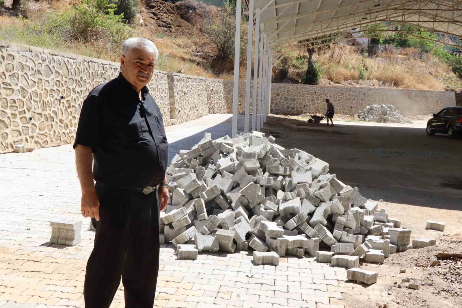 Ketenova Mahalle sakinlerinden başkan Tetik’e teşekkür
