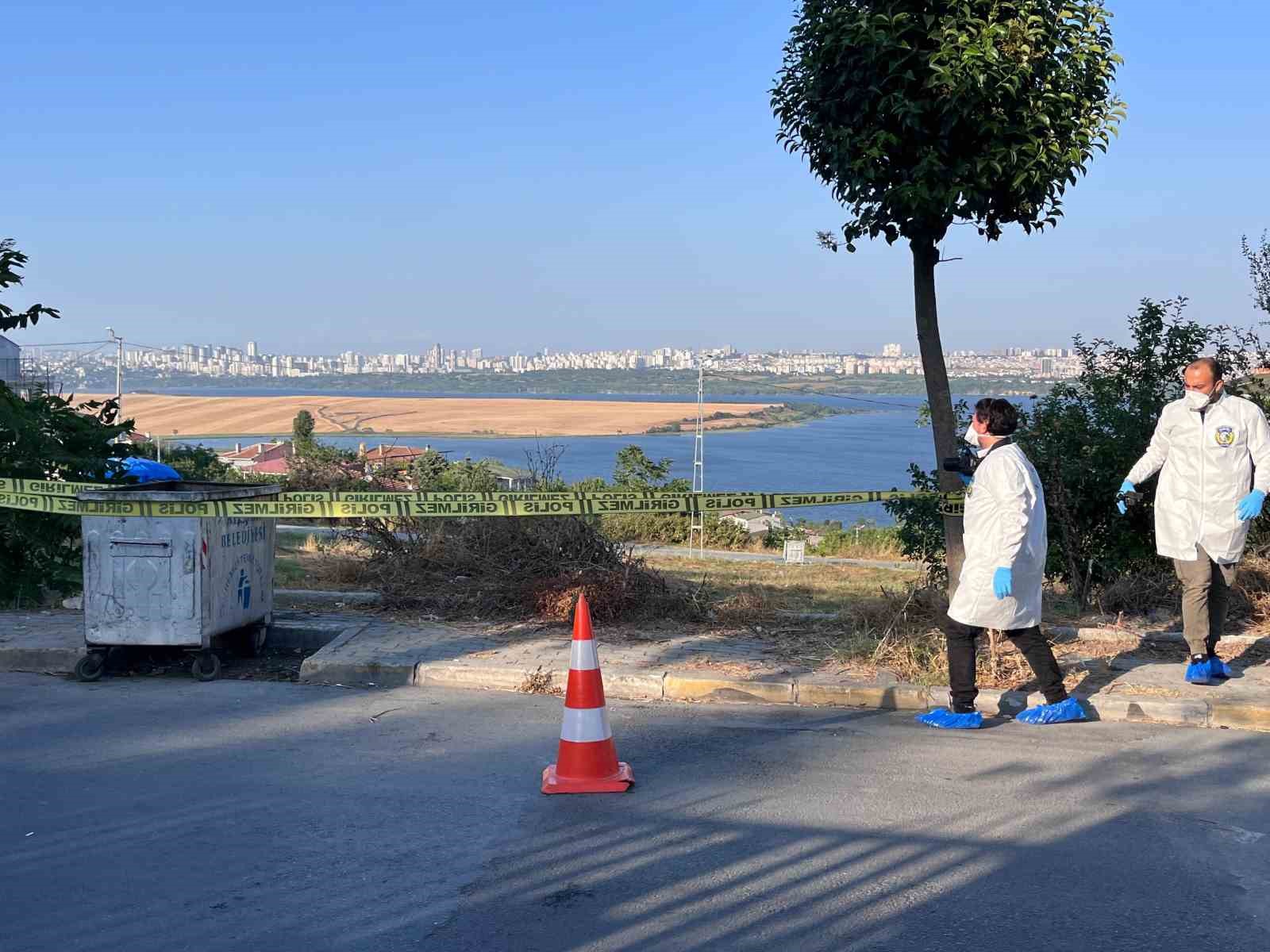 Avcılar’da çöp konteynerinde yeni doğmuş bebek bulundu
