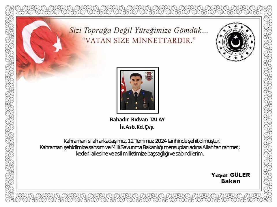 Sakaryalı şehidin baba evine Türk bayrağı asıldı
