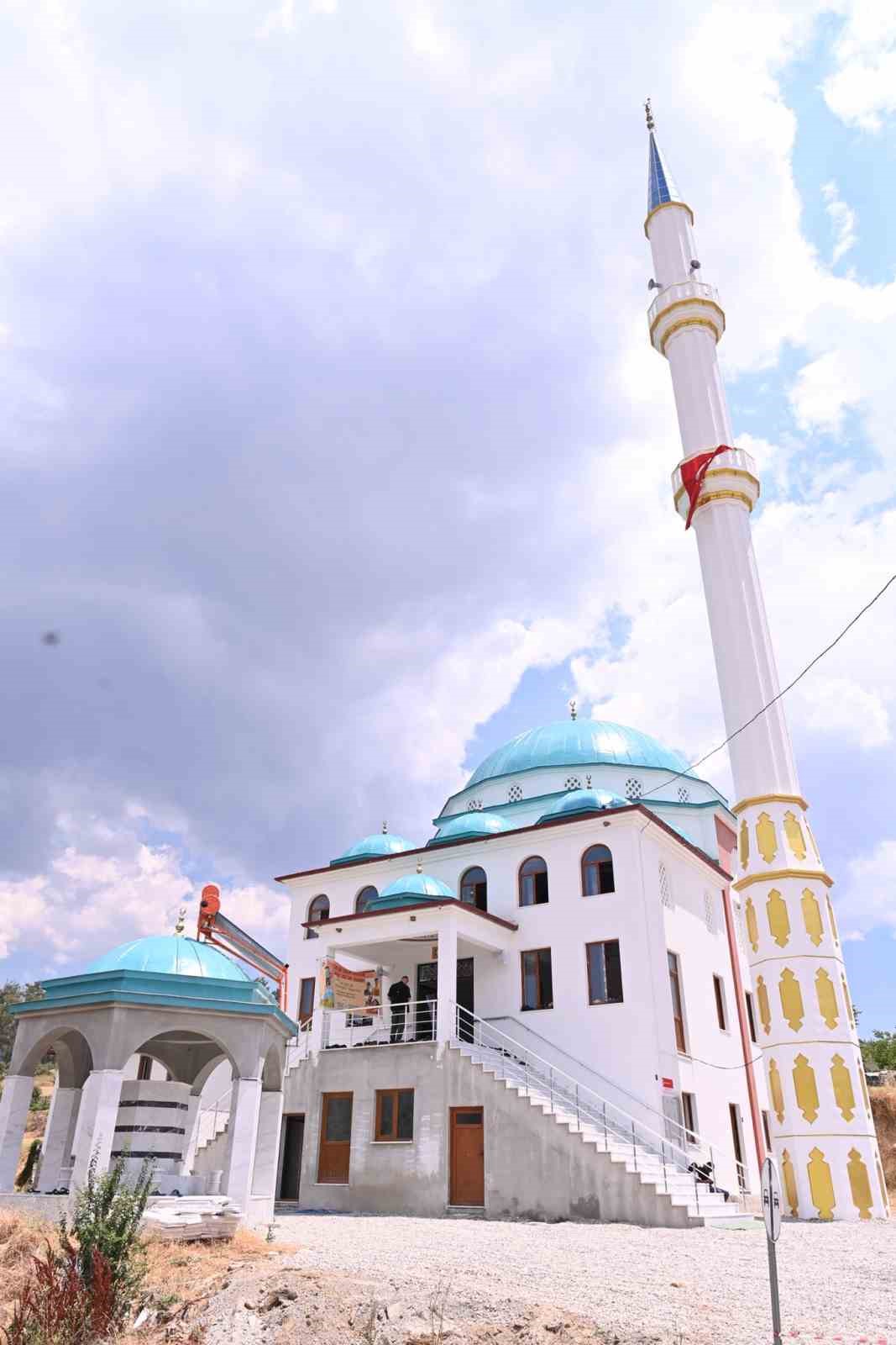 Bozdoğan’da yapımı tamamlanan camii ibadete açıldı
