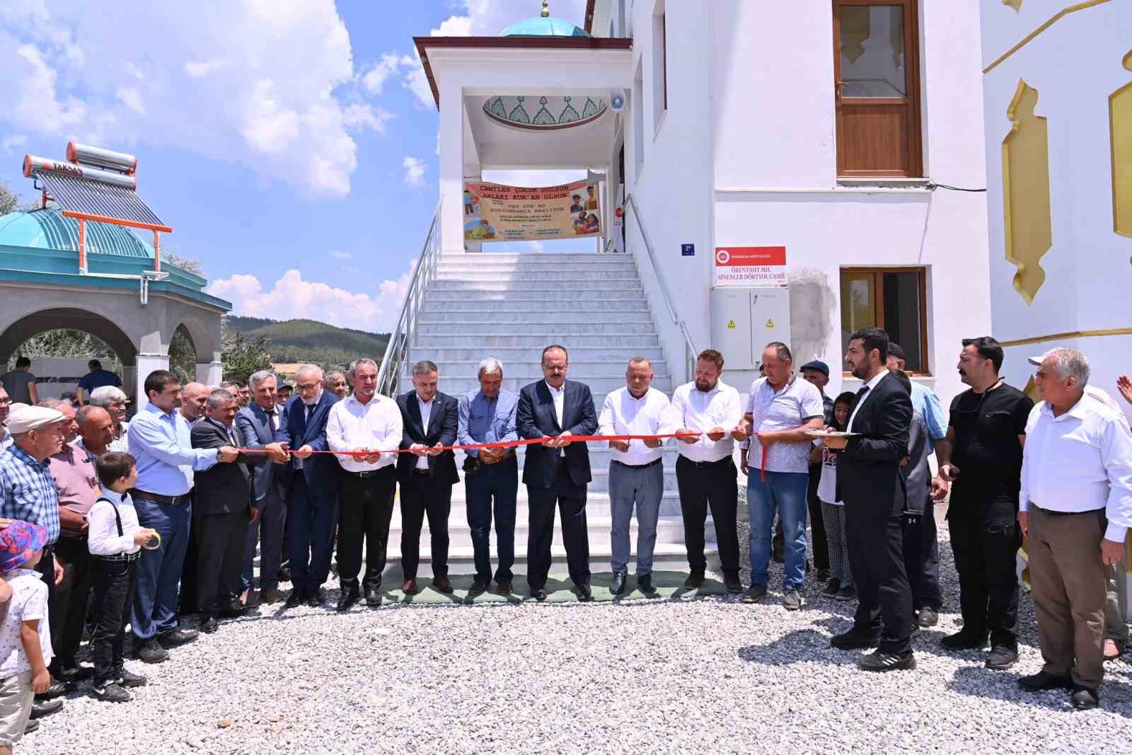 Bozdoğan’da yapımı tamamlanan camii ibadete açıldı
