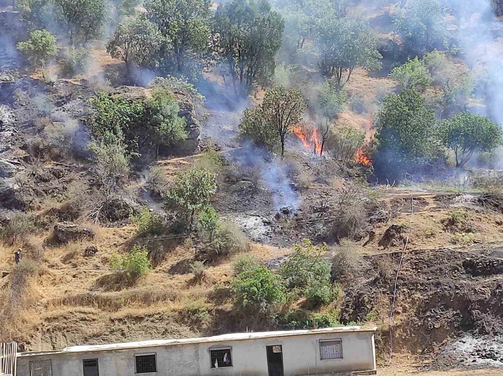 Sason’da korkutan yangın kontrol altına alındı
