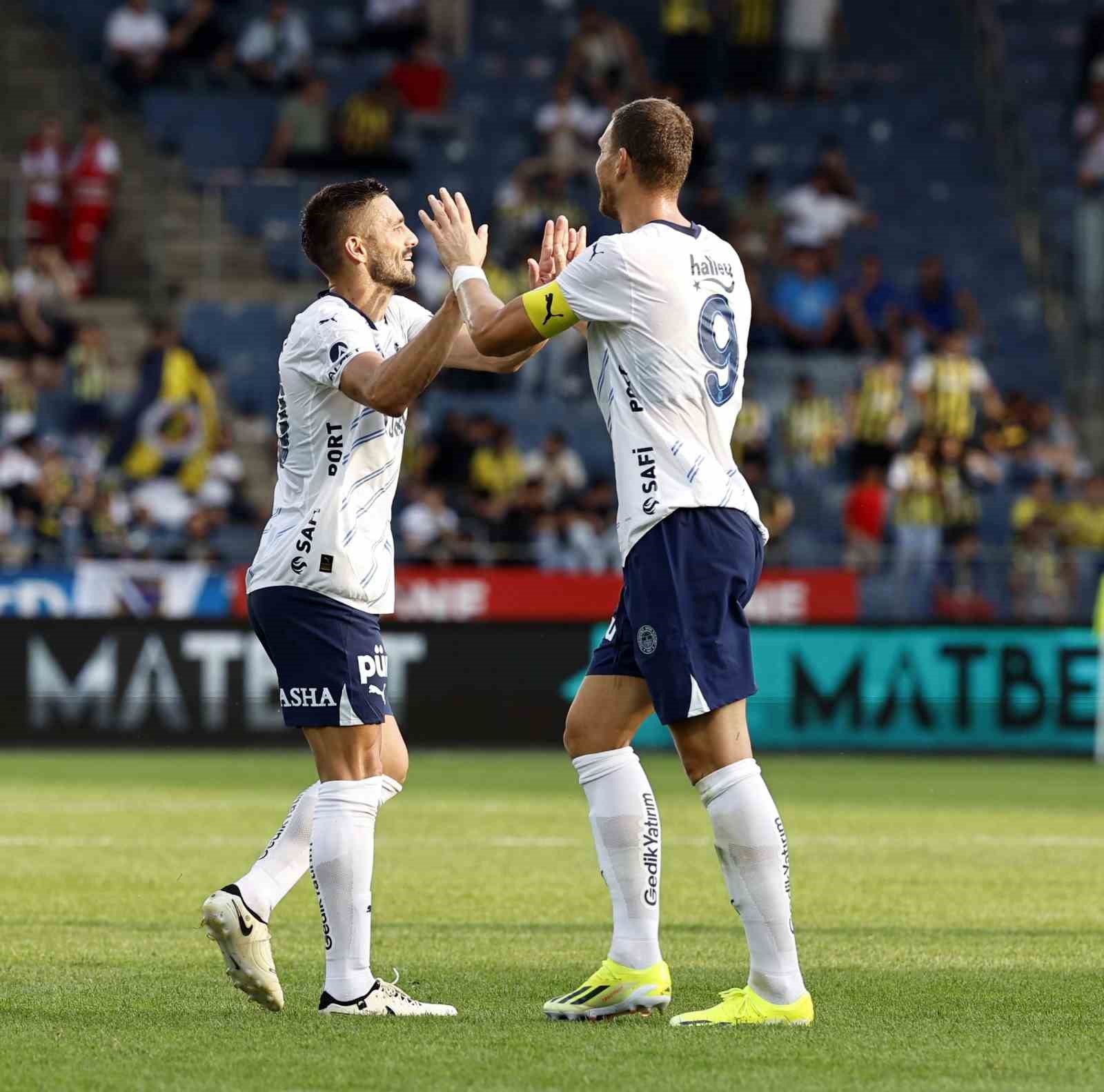 Hazırlık maçı: Fenerbahçe: 4 - Strasbourg: 0
