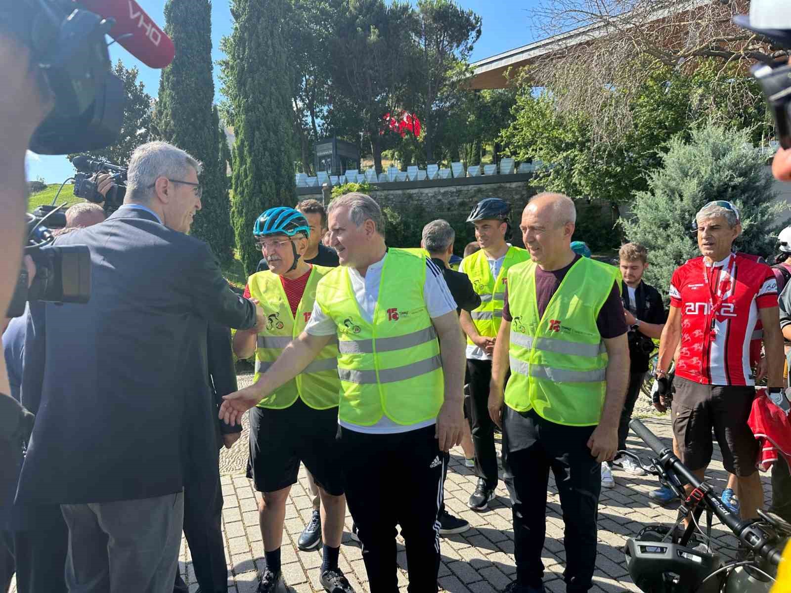 15 Temmuz’dan Gazze’ye özgürlük için pedal çevirdiler
