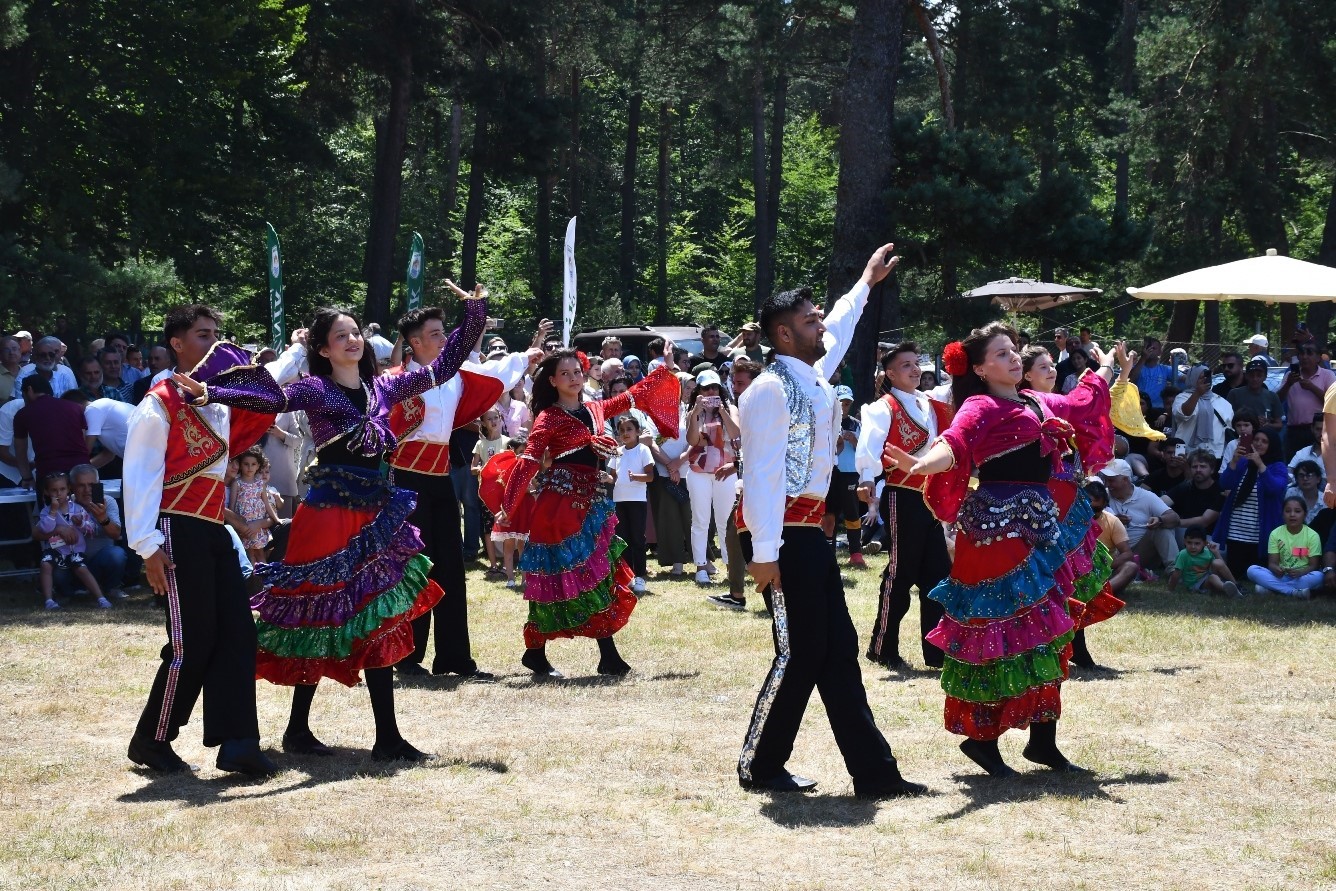 4. Maviyemiş festivali yoğun katılımla gerçekleşti
