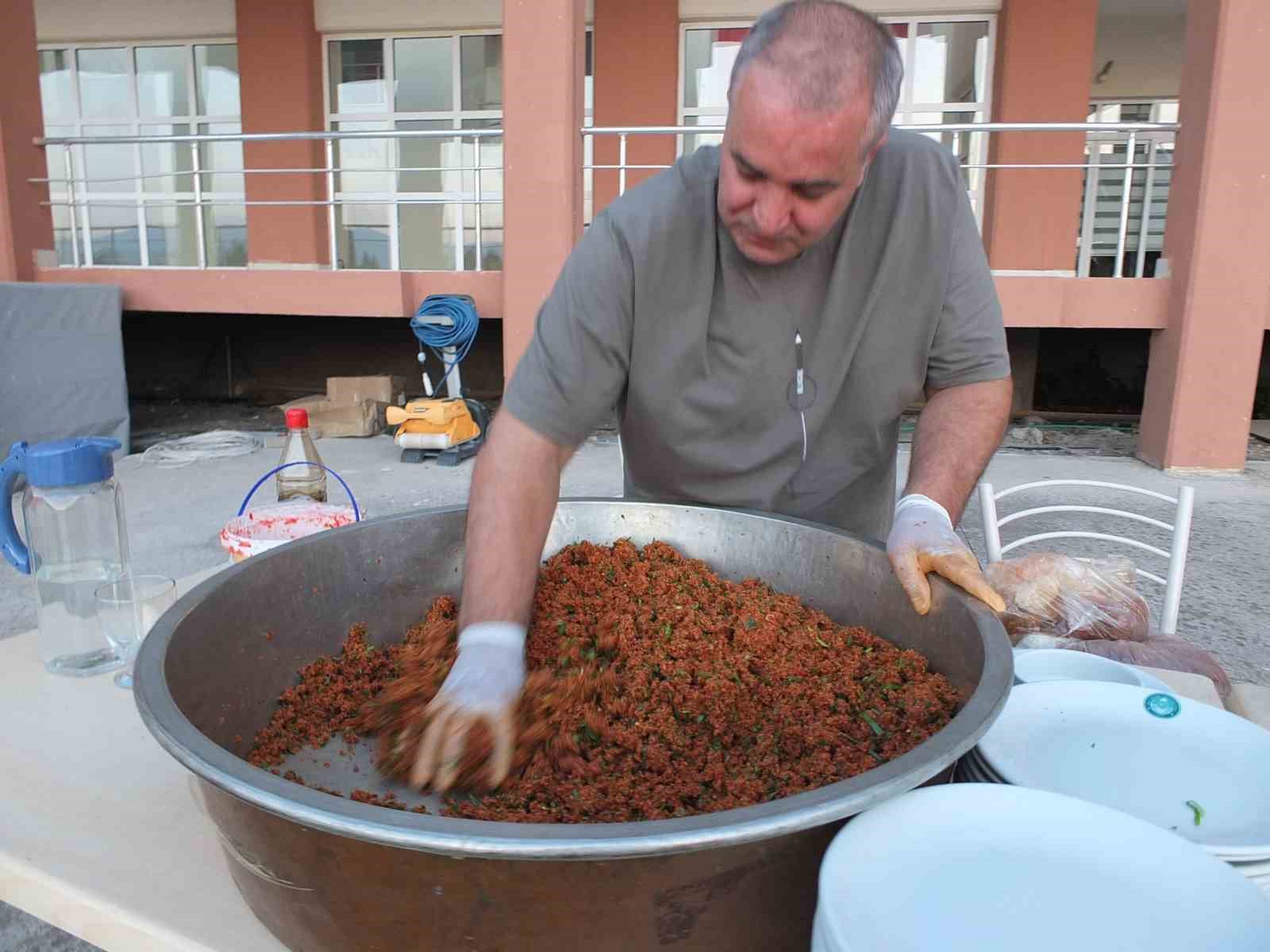 Balıkesir’de sazlı sözlü Elazığlılar Gecesi düzenlendi
