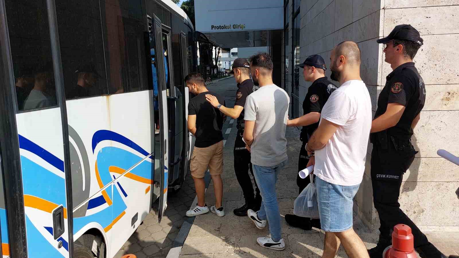 Samsun’da uyuşturucu ticaretinden 5 kişi tutuklandı
