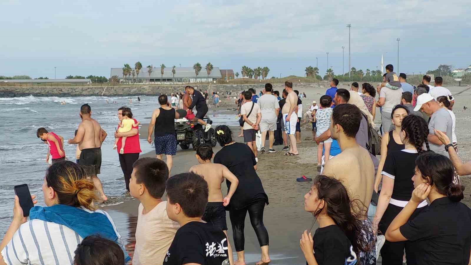 Samsun’da 1 kişi denizde boğuldu, kayıp 1 kişiyi arama çalışmaları sürüyor
