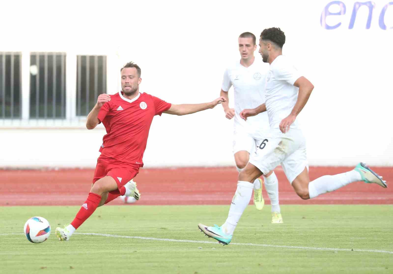 Hazırlık maçı: Antalyaspor: 2 - Akron Togliatti: 3
