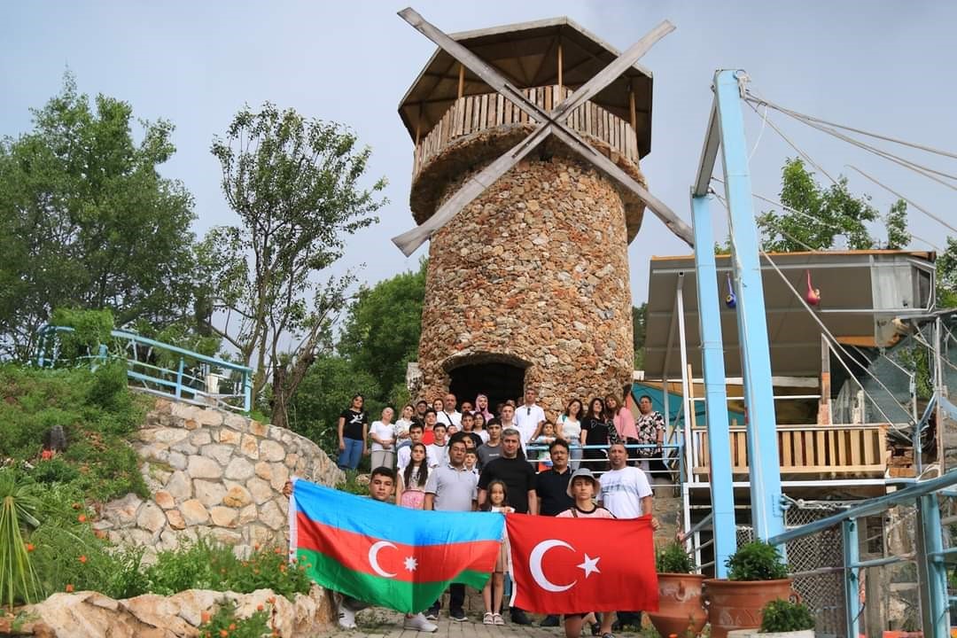 Azerbaycan heyeti, Denizli ve bölgenin doğal güzelliklerine hayran kaldı
