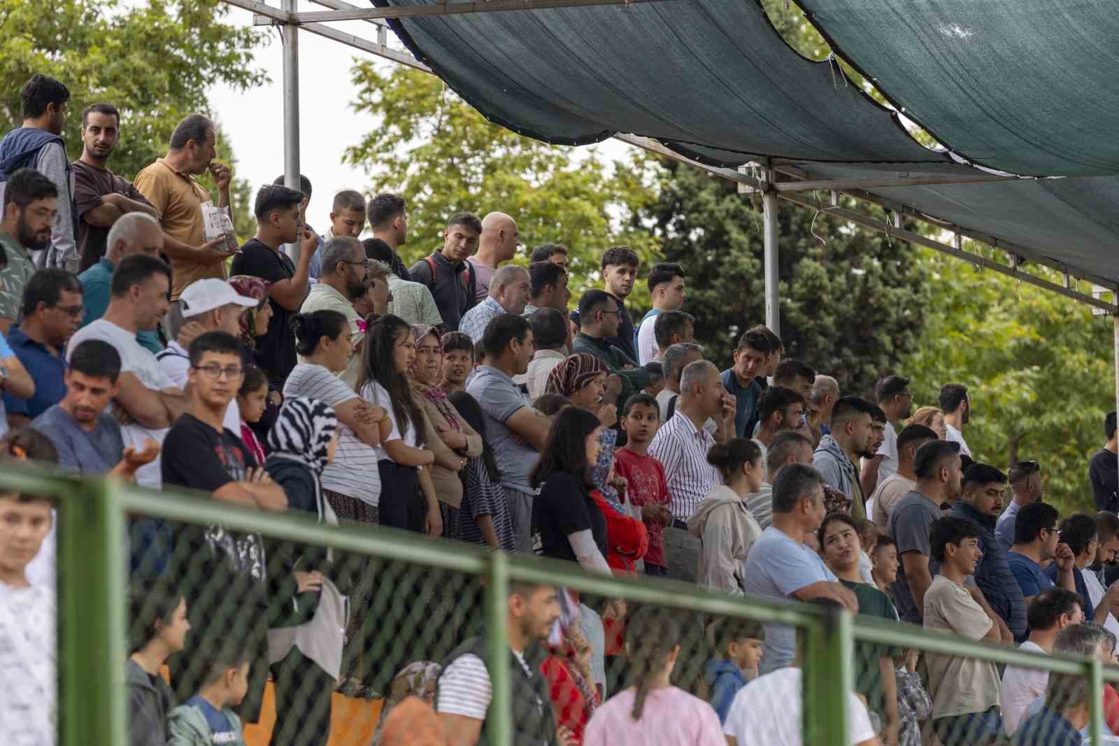 30 Ağustos Zafer Kupası Futbol Turnuvası başladı
