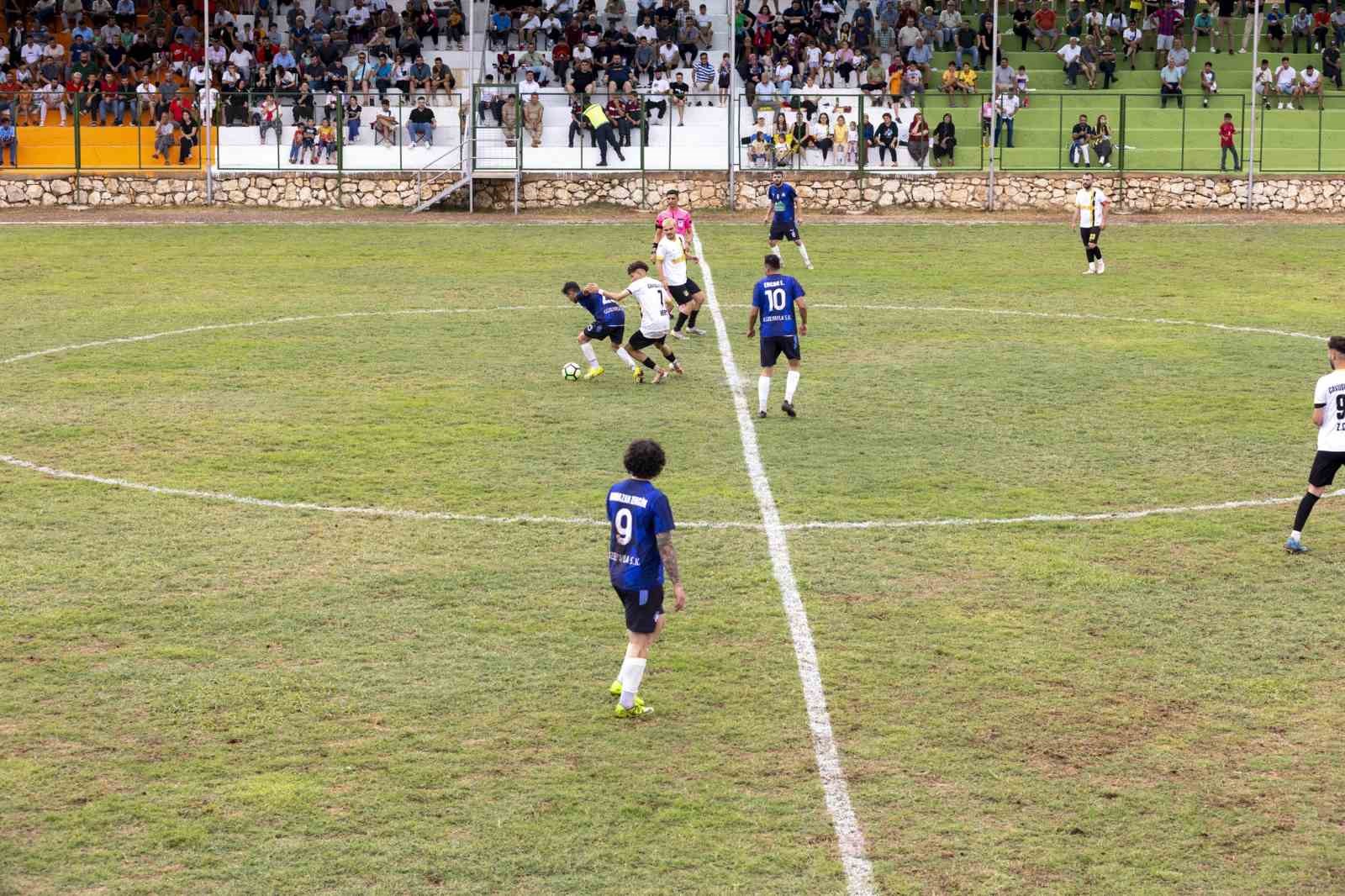 30 Ağustos Zafer Kupası Futbol Turnuvası başladı
