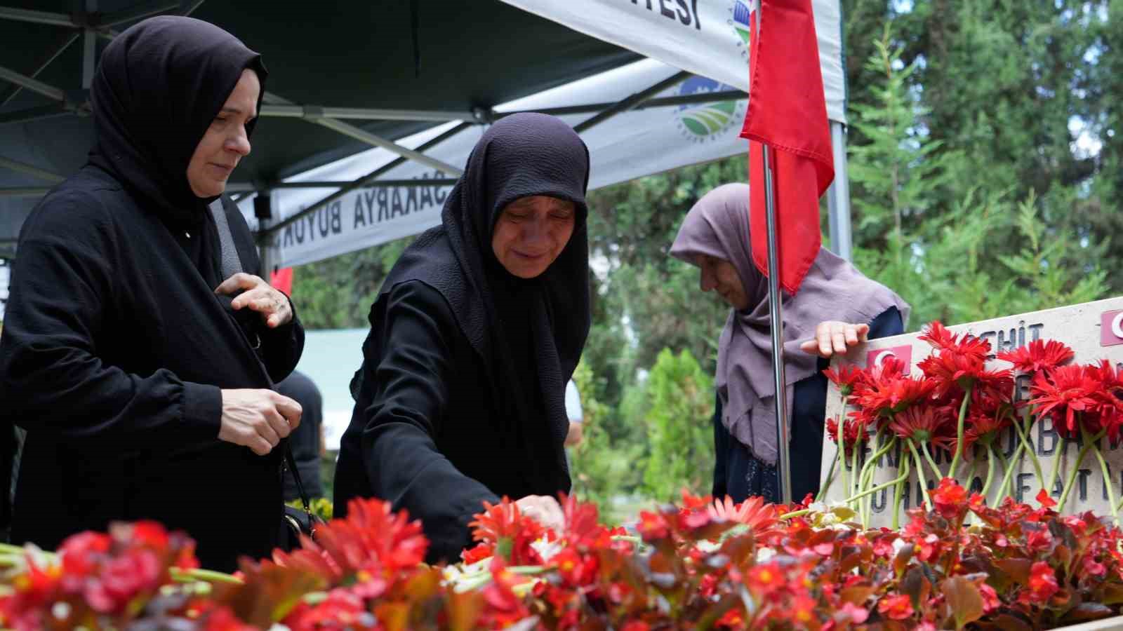 15 Temmuz şehidi, 8’inci yıl dönümünde mezarı başında anıldı
