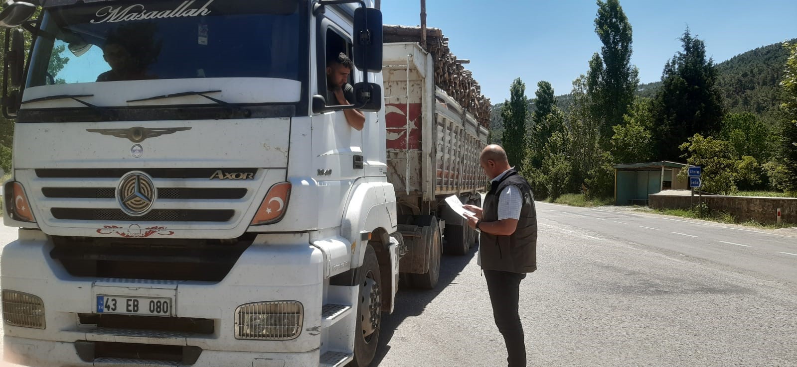 Kütahya’da orman emvali yüklü araçlarda ’Mobil Denetim’
