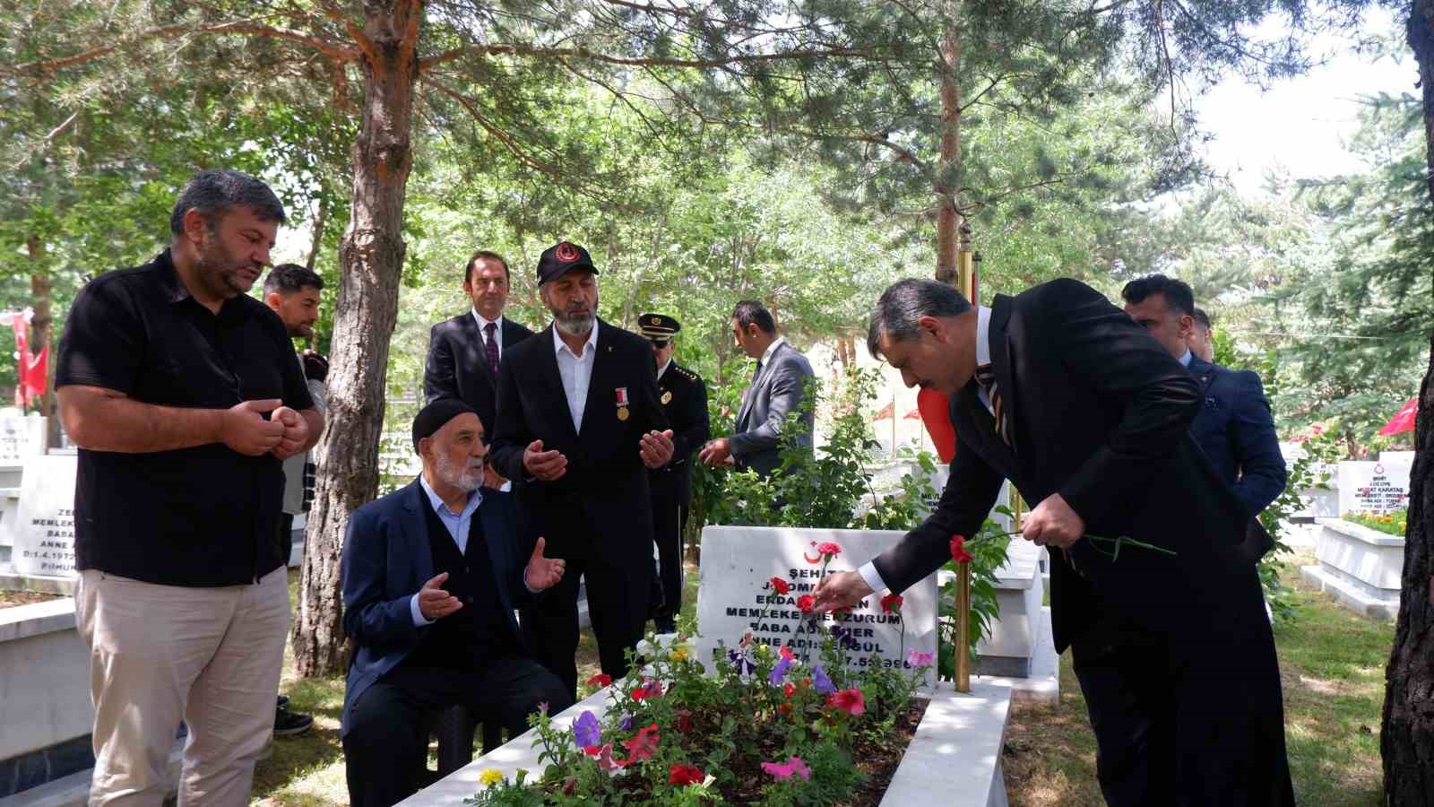 Erzurum’da 15 Temmuz şehitleri anıldı
