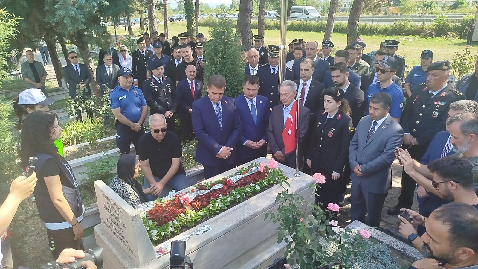 15 Temmuz şehidi mezarı başında anıldı
