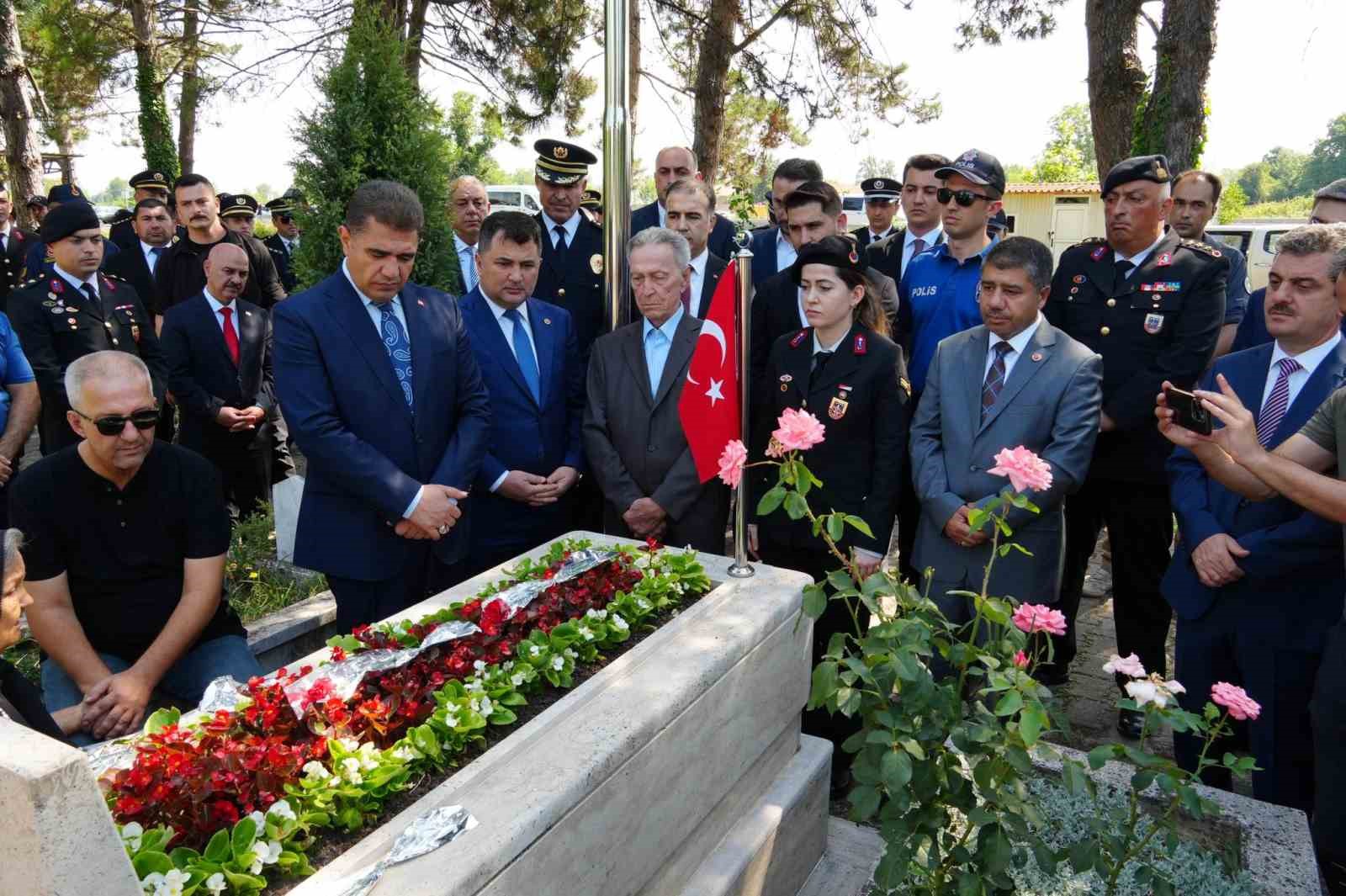 15 Temmuz şehidi mezarı başında anıldı
