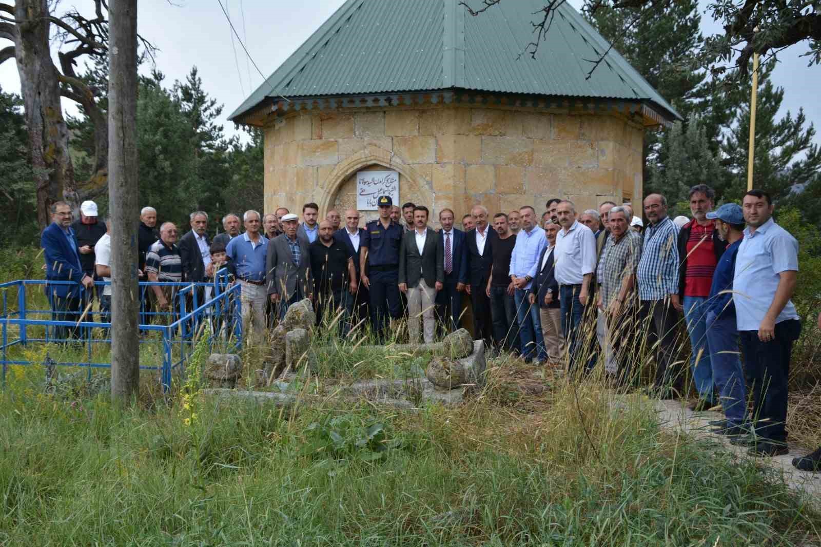 Gönül Alperenlerinden Çağırgan İsmail Hakkı Veli mezarı başında anıldı
