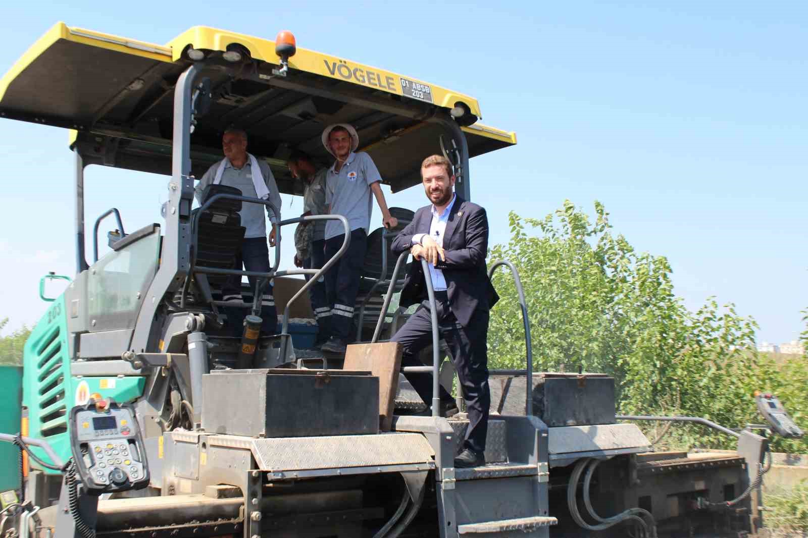 Ceyhan’ın giriş yolu duble yol oluyor
