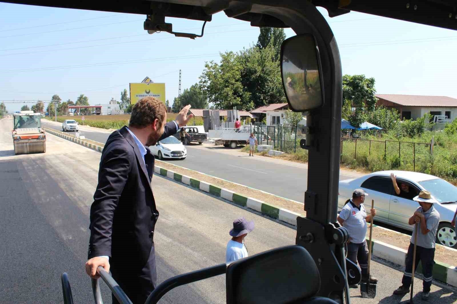 Ceyhan’ın giriş yolu duble yol oluyor
