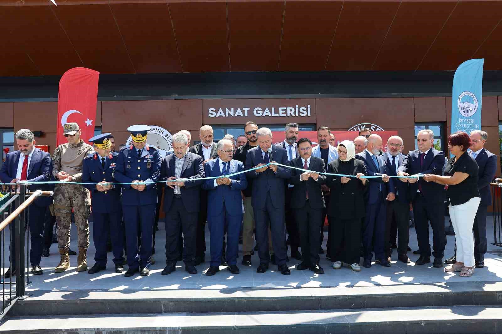 ‘Milletin Zaferi KAYMEK Gurur Sanat Sergisi’ açıldı
