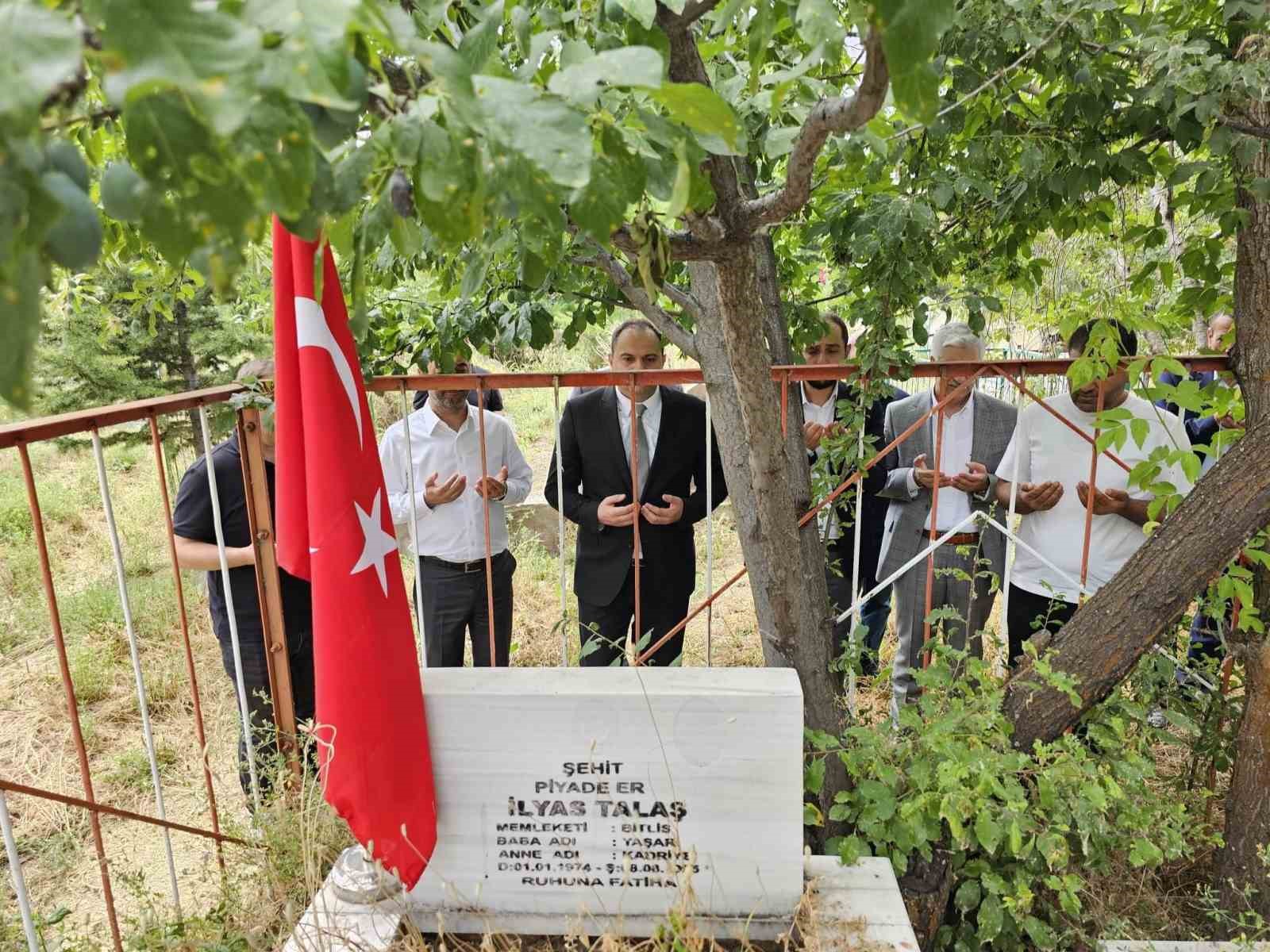 Tatvan’da 15 Temmuz’da şehitler anıldı
