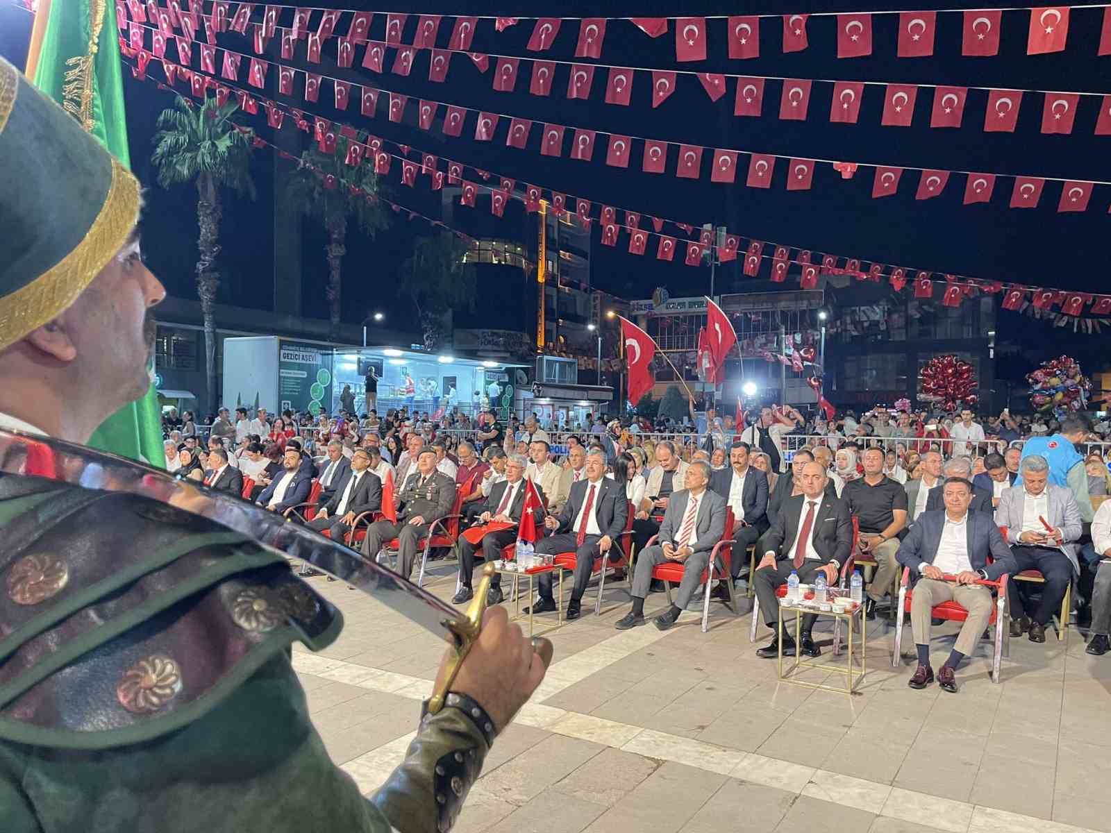 Osmaniye’de 15 Temmuz yürüyüşü
