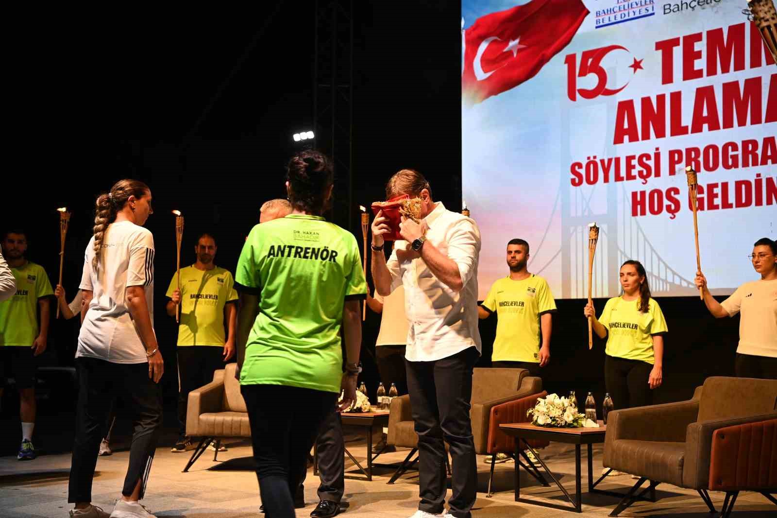 Bahçelievler’de 15 Temmuz Demokrasi ve Milli Birlik Günü programı düzenlendi
