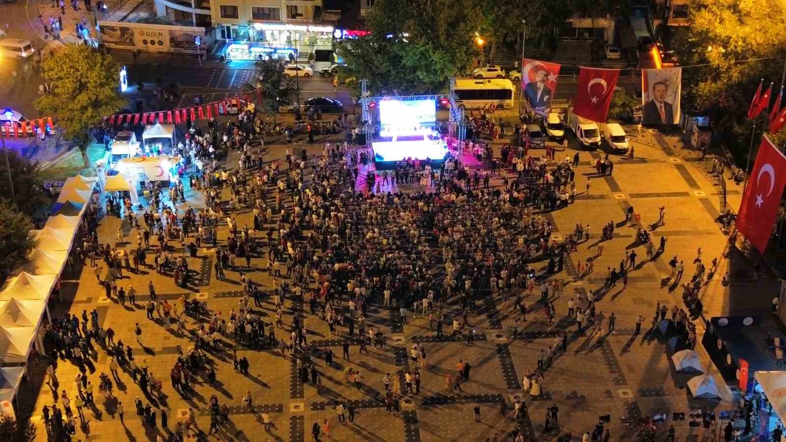 15 Temmuz şehidi Ufuk Baysan’ın fotoğrafları anne ve babasını duygulandırdı
