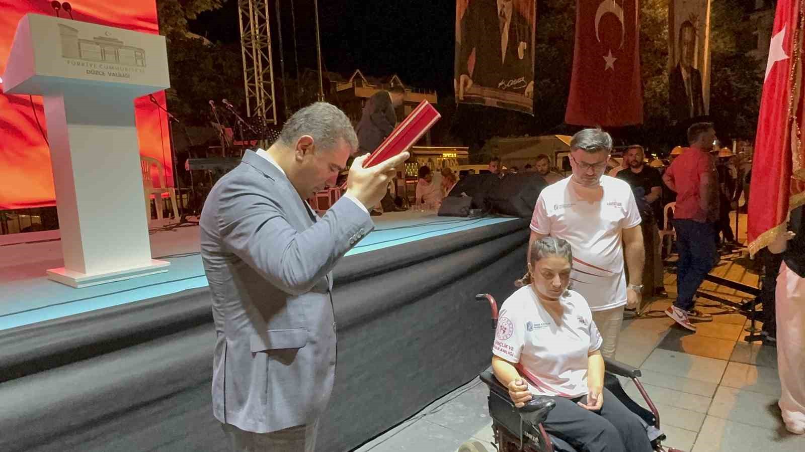 15 Temmuz şehidi Ufuk Baysan’ın fotoğrafları anne ve babasını duygulandırdı
