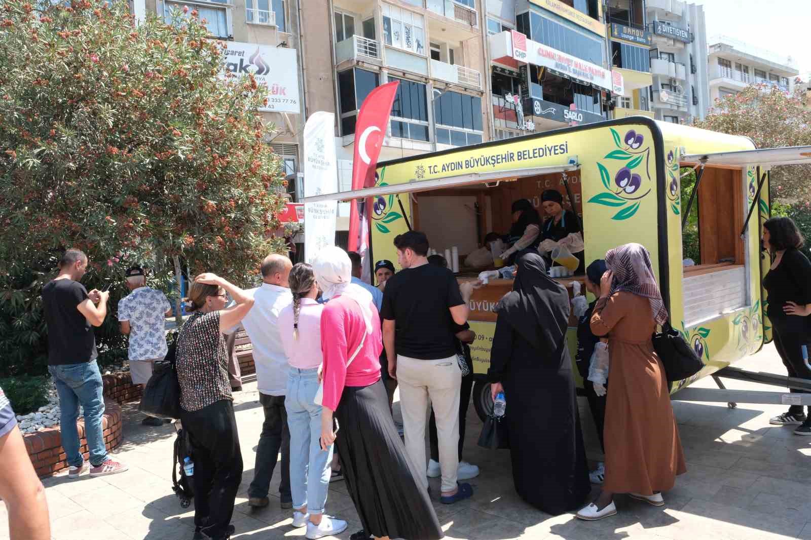 Aydın Büyükşehir Belediyesi’nden serinleten uygulama
