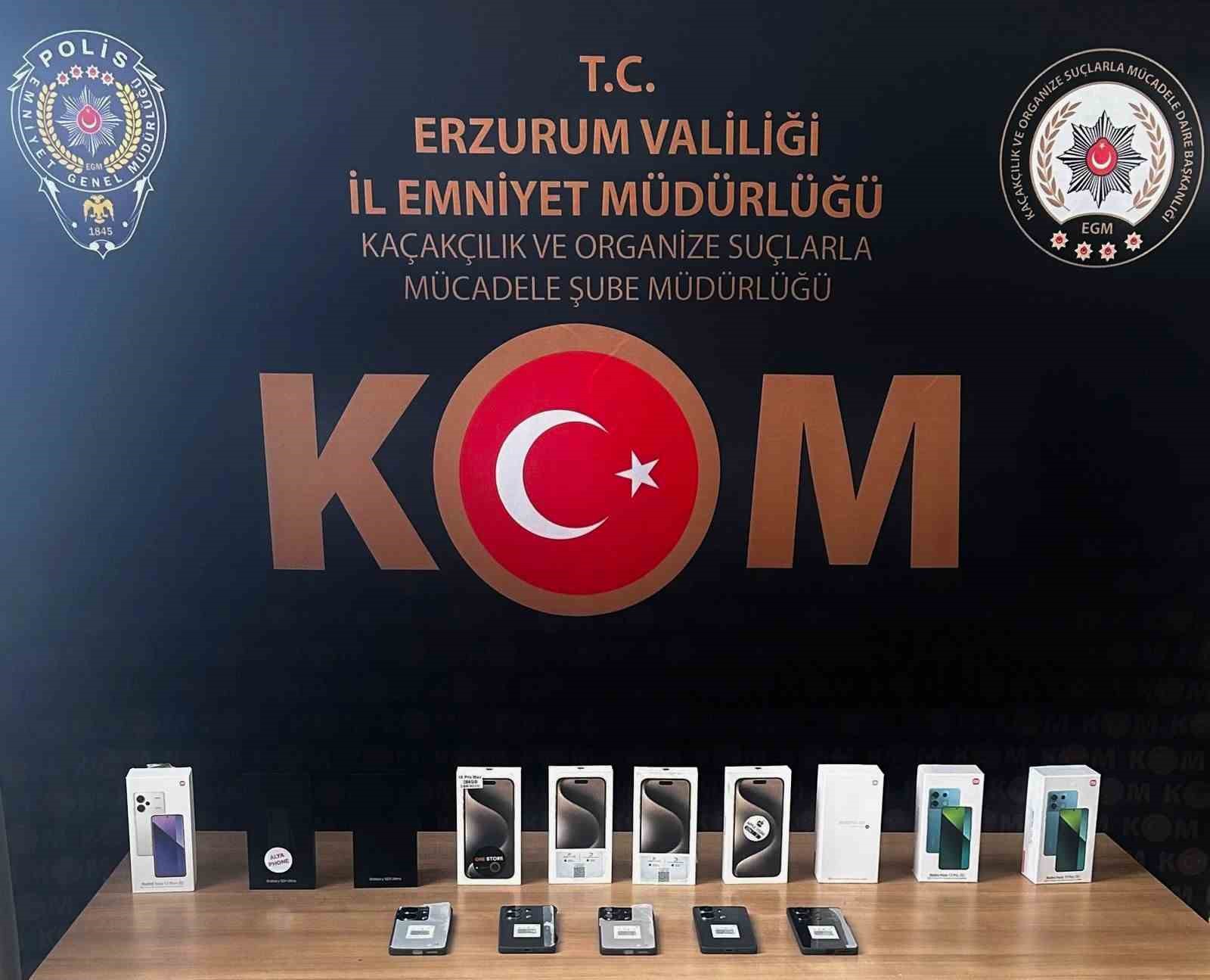 Erzurum polisinden kaçak cep telefonu operasyonu
