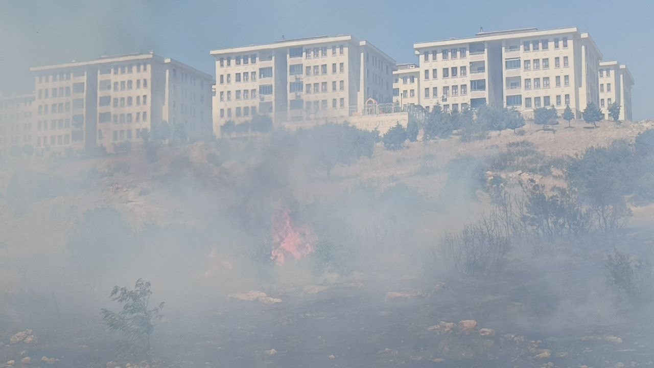 Gaziantep’te korkutan yangın söndürüldü
