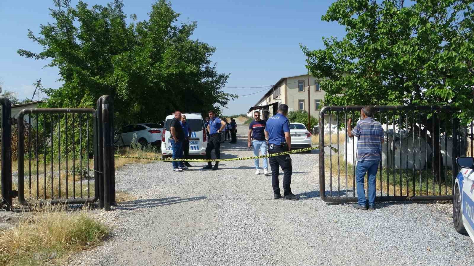 Malatya’da tavuk çiftliğinde cinayet
