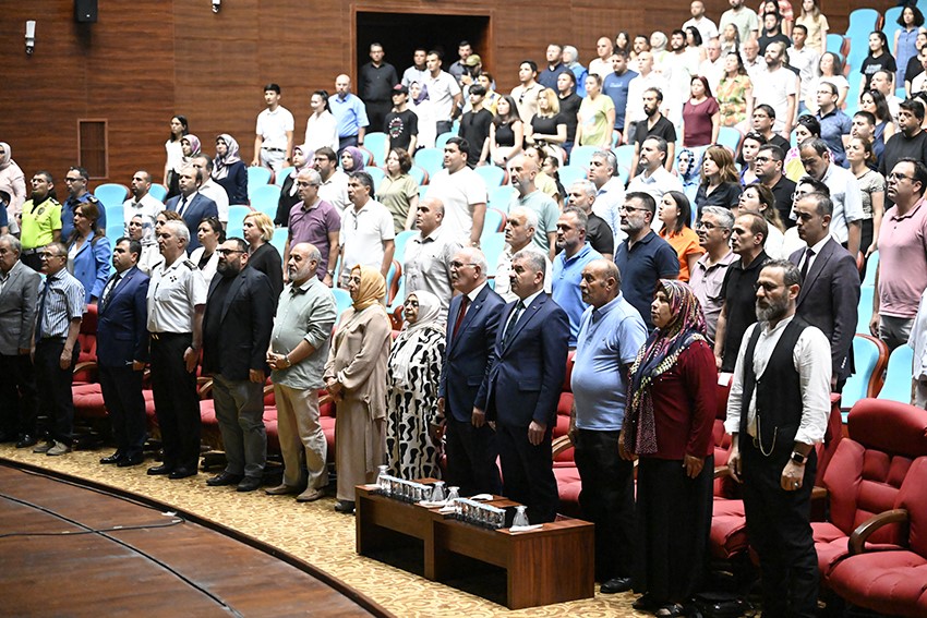 15 Temmuz Milletin Zaferi, Uşak Üniversitesinde anlatıldı
