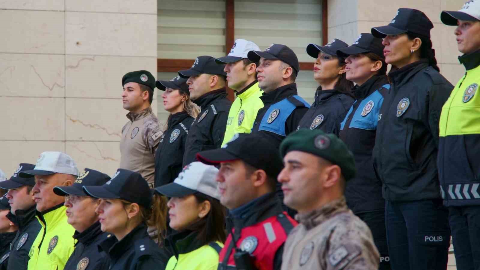 Ordu Polis Korosundan ‘Çanakkale türküsü’
