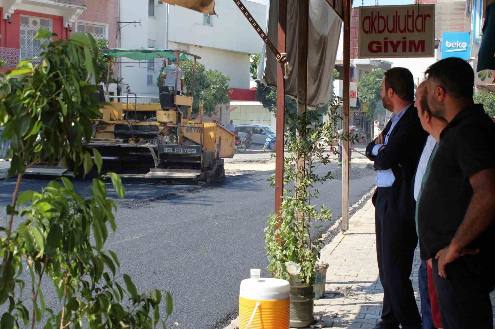 Ceyhan Belediyesi çarşı trafiğini rahatlatacak yeni yolu hizmete açtı
