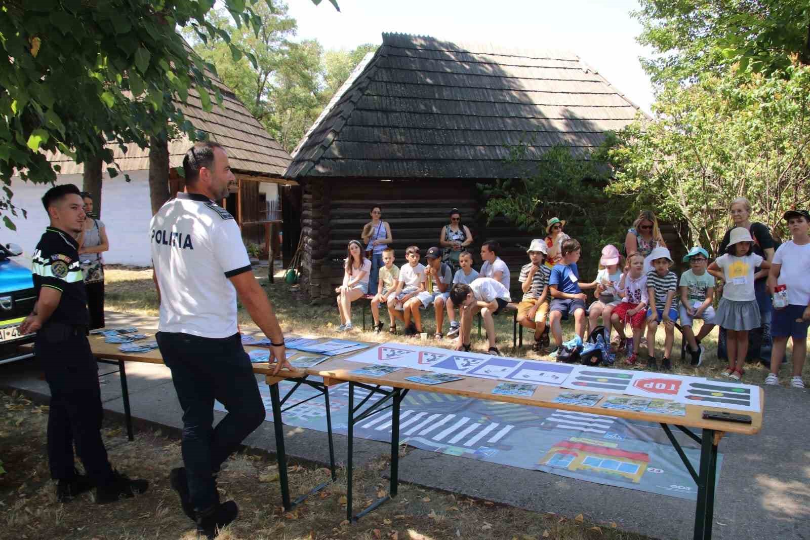 Yunus Emre Enstitüsü, Romanya’da bir ay sürecek “Türkiye Yaz Kampı”nı başlattı
