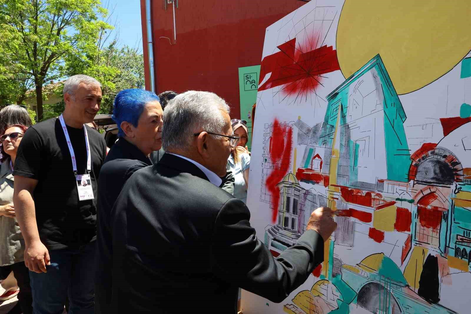 Büyükkılıç: “Eşsiz deha Mimar Sinan’ı rahmet ve minnetle anıyorum”
