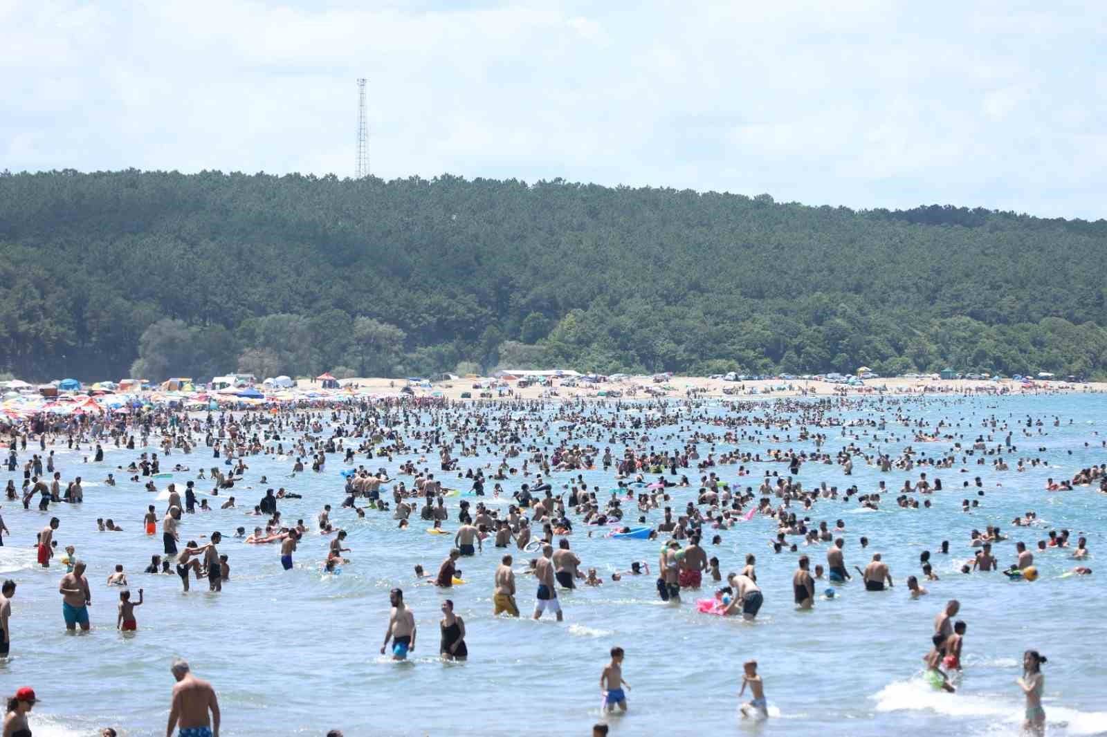 7 günde 227 kişiyi boğulmaktan son anda kurtarıldı
