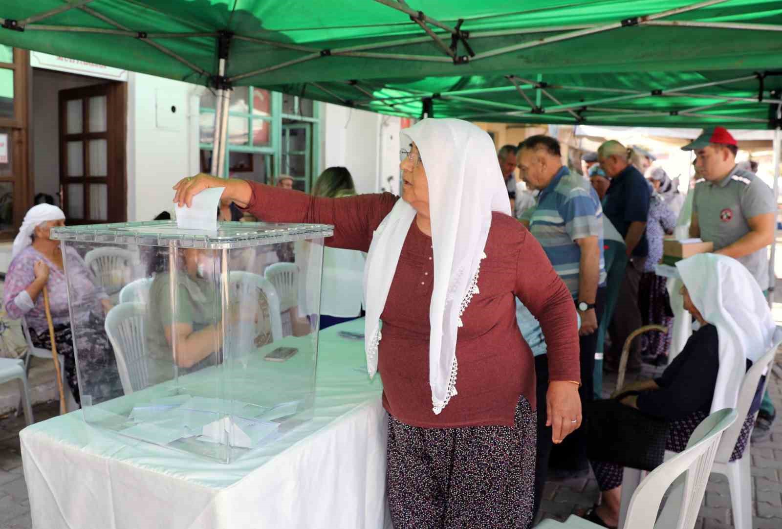 Yeşilyurt’ta Pazar yerine yönelik anket sonuçlandı
