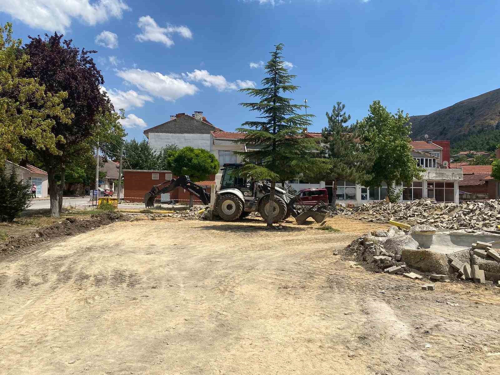 İnönü’de yeni parklar yapılıyor
