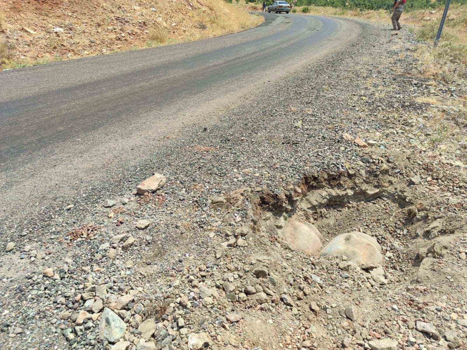 Diyarbakır’da yol kenarına tuzaklanmış 2 adet EYP bulundu
