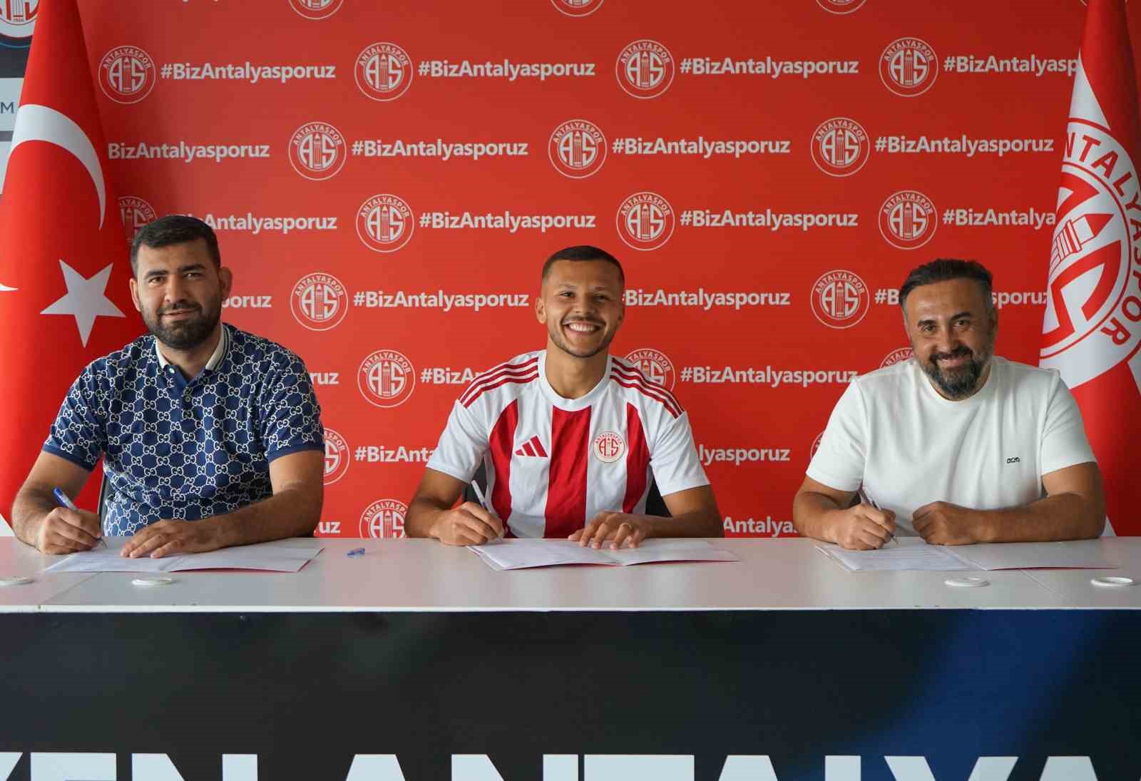 Thalisson, Antalyaspor’da
